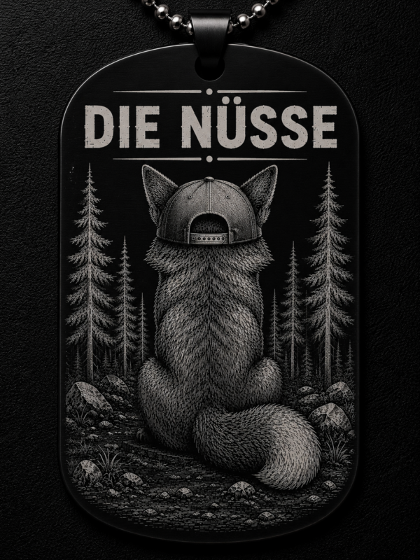 8fdd0cff-5655-4f74-8442-3642163035e5-2 Dogtag Anhänger HINTEN HAT DER FUCHS DIE NÜSSE – Beidseitig gravierter Fuchs Anhänger mit schwarzem Humor